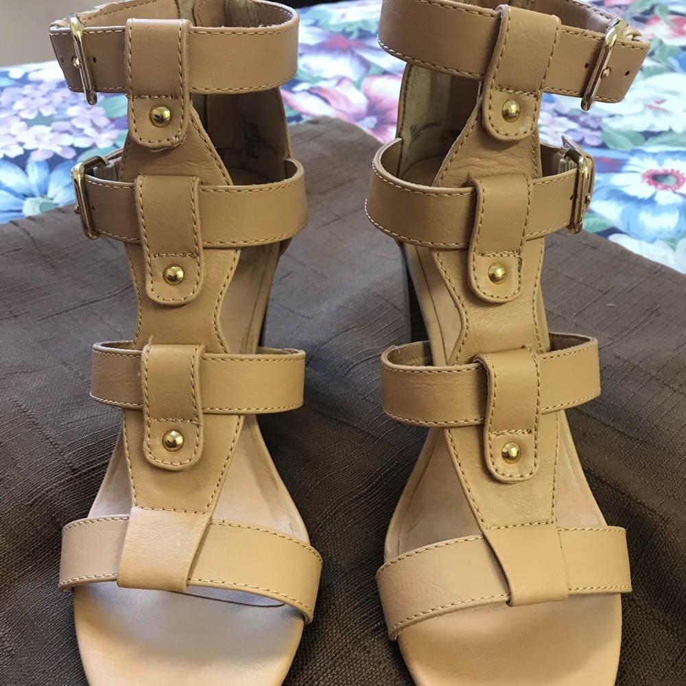 SM Heels